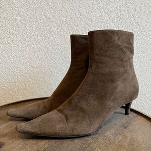 Escada Brown Suede Side-Zip Heeled Ankle Short Booties Women's Size 38 US 7.5